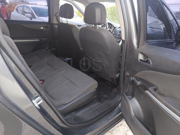 Opel Zafira · Ano 2012