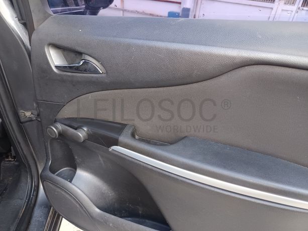 Opel Zafira · Ano 2012