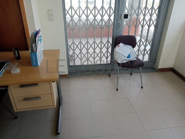 Equipamentos de Escritório e Eletrodomésticos