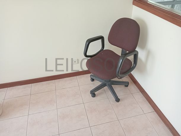 Equipamentos de Escritório e Eletrodomésticos