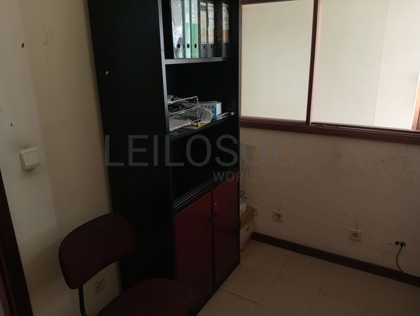 Equipamentos de Escritório e Eletrodomésticos