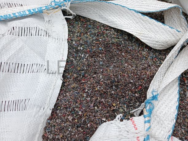 Equipamentos de Apoio à Indústria · Stock e Matéria-Prima