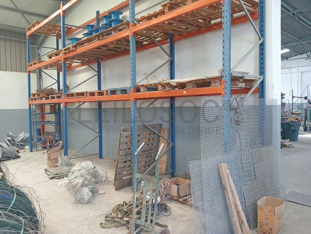 Equipamentos de Apoio à Indústria · Stock e Matéria-Prima