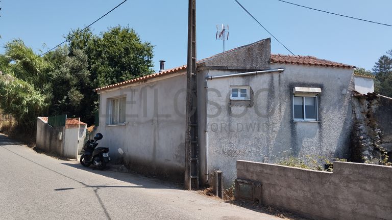 Proporção de 1/2 de Moradia V1 · Lousã