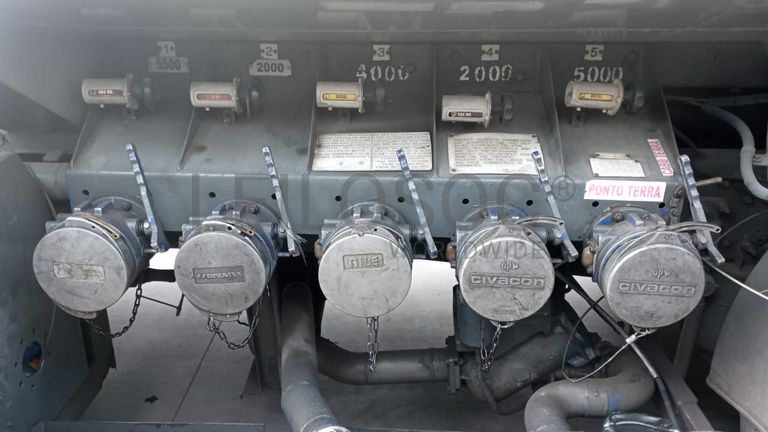 Camião Cisterna Volvo FM12-400M