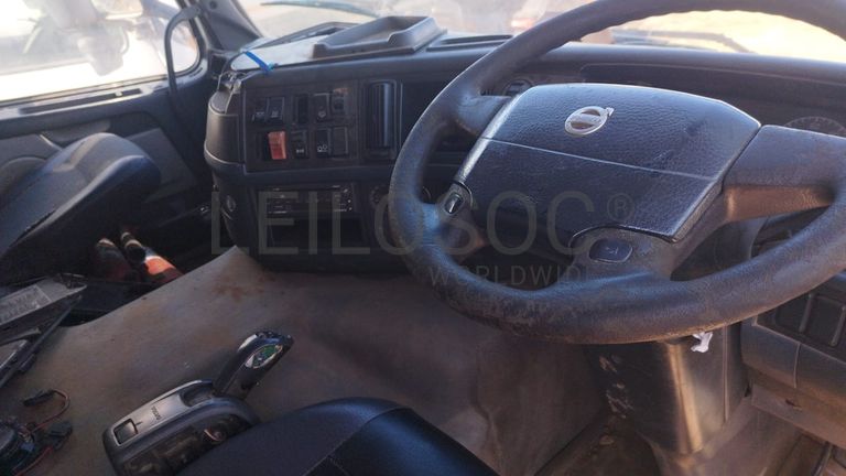 Camião Volvo FM 12 440CV