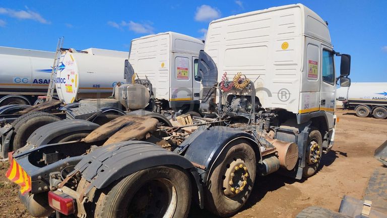 Camião Volvo FM 12 440CV