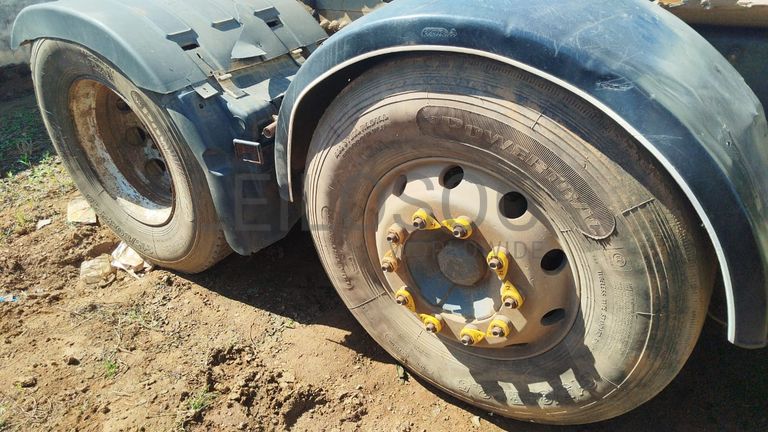 Camião Volvo FM 12 440CV