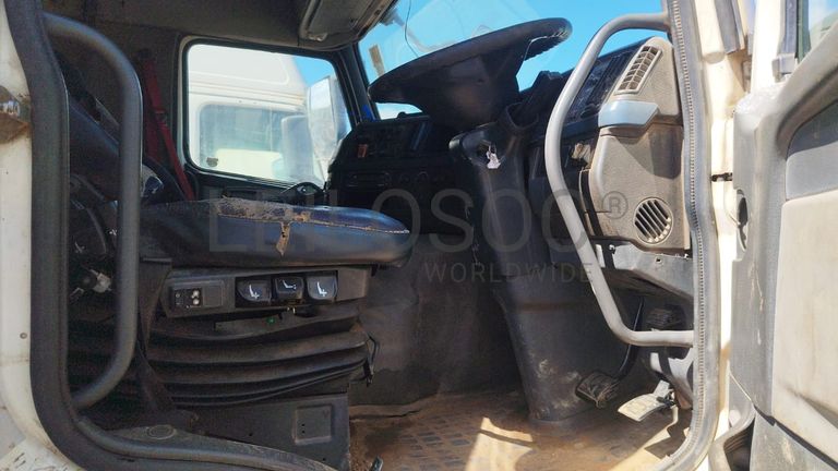 Camião Volvo FM 12 440CV