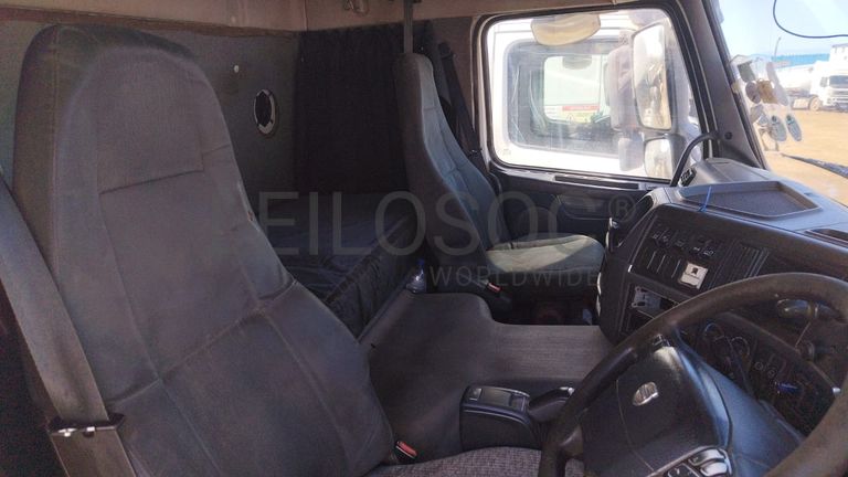 Camião Volvo FM 12 440 CV