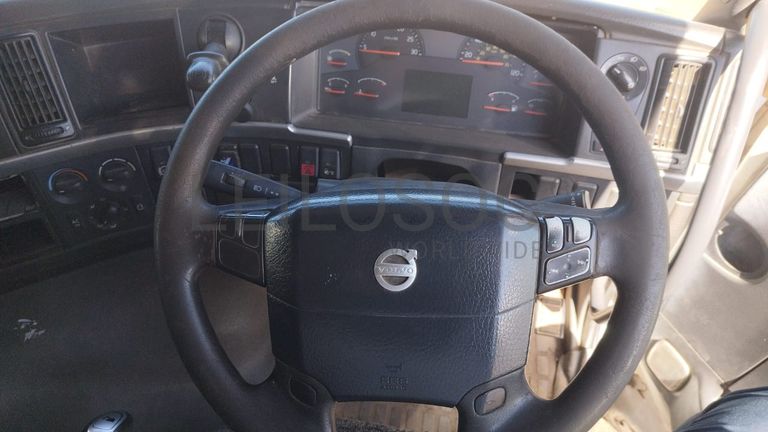 Camião Volvo FM 12 440 CV