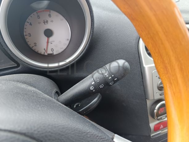 Alfa Romeu 156 · Ano 2003