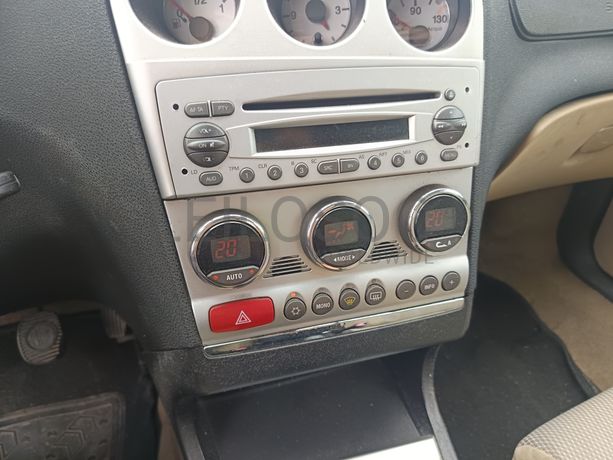 Alfa Romeu 156 · Ano 2003