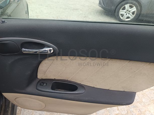 Alfa Romeu 156 · Ano 2003