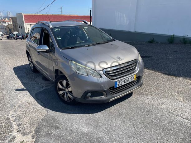 Peugeot 2008 1.6HDI · Ano 2015