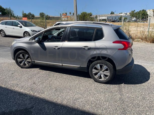 Peugeot 2008 1.6HDI · Ano 2015