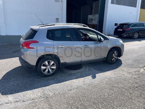 Peugeot 2008 1.6HDI · Ano 2015