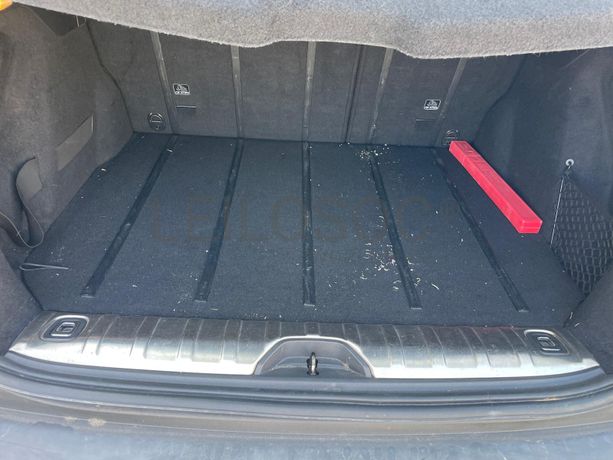 Peugeot 2008 1.6HDI · Ano 2015