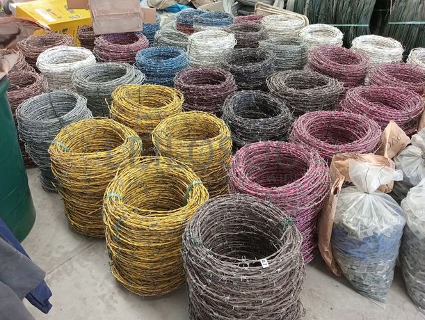 Fabrico de Redes e Vedações: Máquinas, Equipamentos, Stock e Matéria-prima