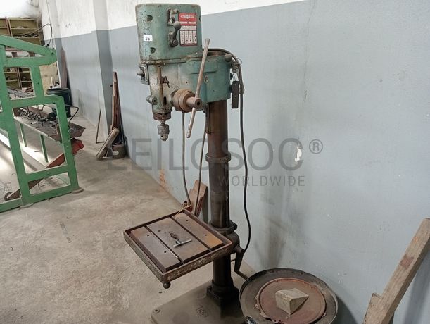 Fabrico de Redes e Vedações: Máquinas, Equipamentos, Stock e Matéria-prima