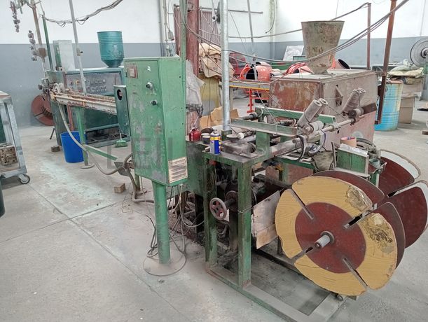 Fabrico de Redes e Vedações: Máquinas, Equipamentos, Stock e Matéria-prima