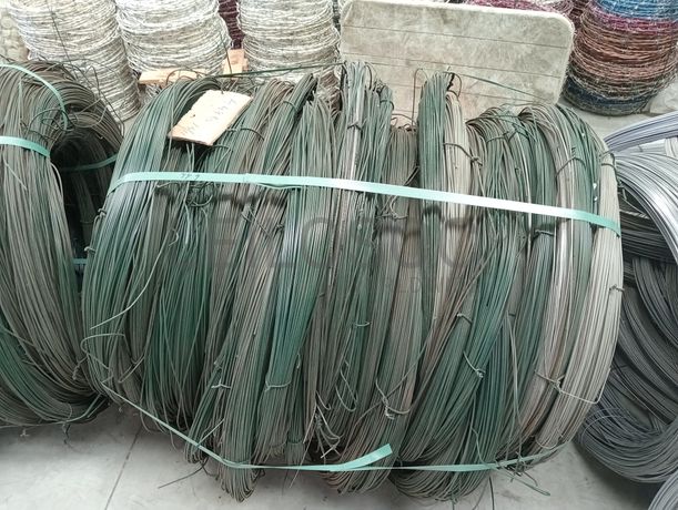 Fabrico de Redes e Vedações: Máquinas, Equipamentos, Stock e Matéria-prima