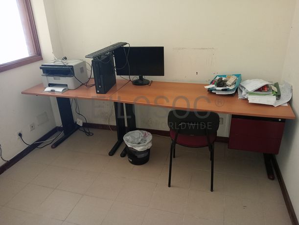 Fabrico de Redes e Vedações: Máquinas, Equipamentos, Stock e Matéria-prima