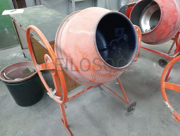 Fabrico de Redes e Vedações: Máquinas, Equipamentos, Stock e Matéria-prima