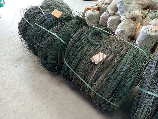 Fabrico de Redes e Vedações: Máquinas, Equipamentos, Stock e Matéria-prima