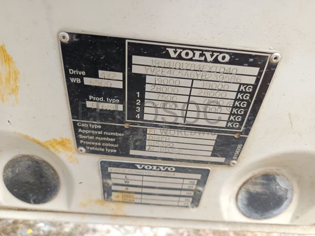 Volvo FL 619-65 · Ano 1999