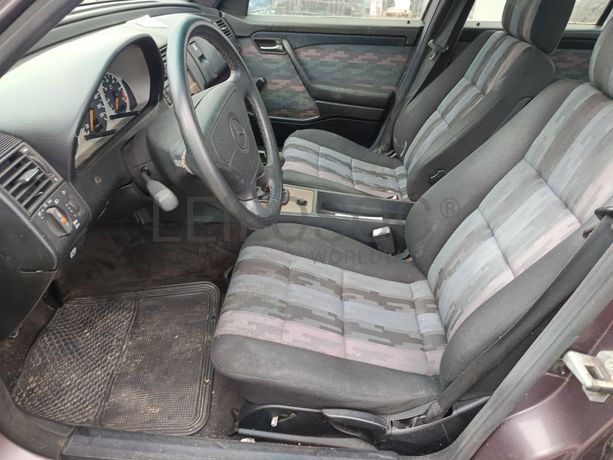 Mercedes-Benz C220 D · Ano 1994