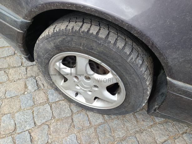 Mercedes-Benz C220 D · Ano 1994