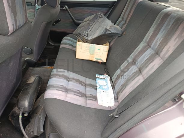 Mercedes-Benz C220 D · Ano 1994