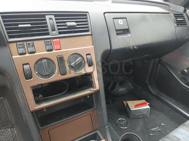 Mercedes-Benz C220 D · Ano 1994