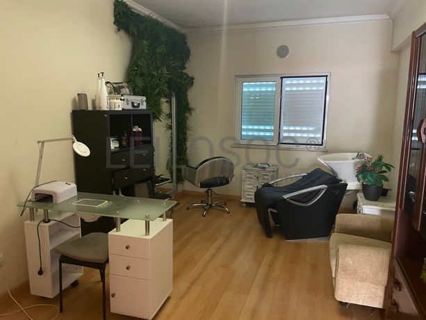 Moradia V4 com logradouro · Quinta do Conde, Sesimbra