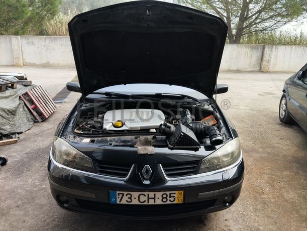 Renault Laguna 2.0 DCi · Ano 2006