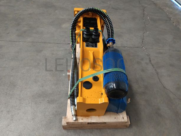 Martelo Solmek · Ano 2024