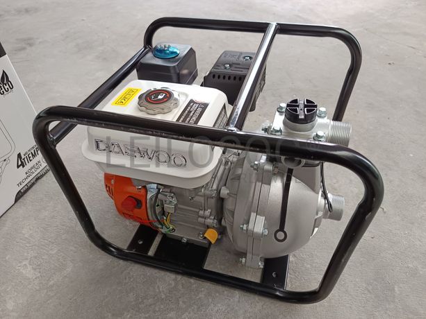 Motobomba a gasolina Daewoo