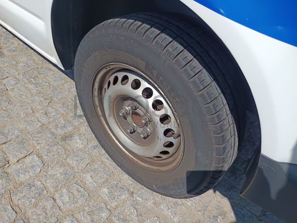 Volkswagen Kombi · Ano 2013