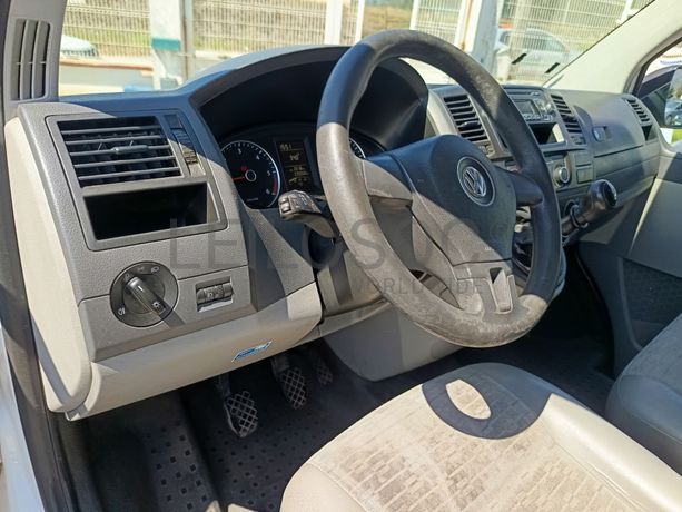 Volkswagen Kombi · Ano 2013