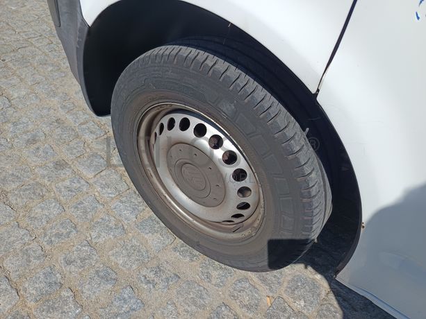 Volkswagen Kombi · Ano 2013