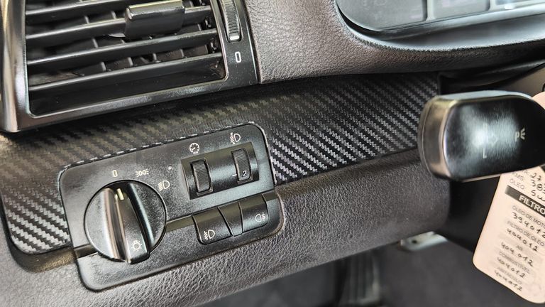 BMW 320D · Ano 2002