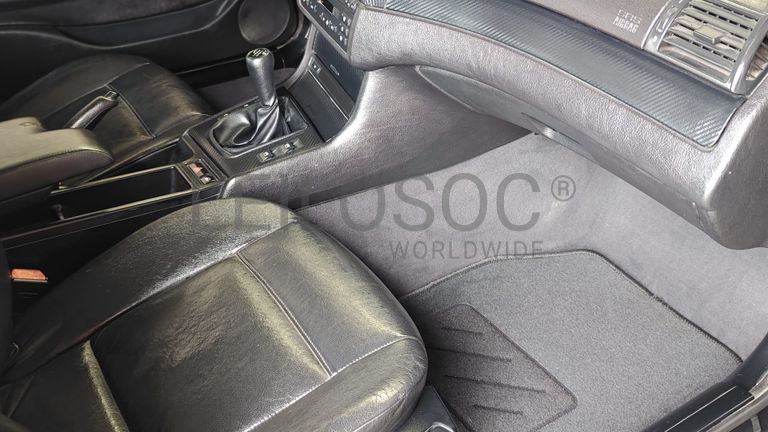 BMW 320D · Ano 2002