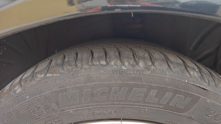 BMW 320D · Ano 2002