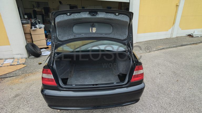 BMW 320D · Ano 2002