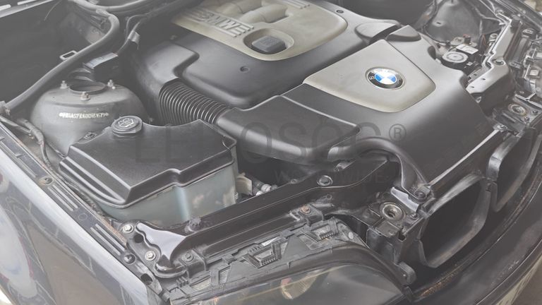 BMW 320D · Ano 2002