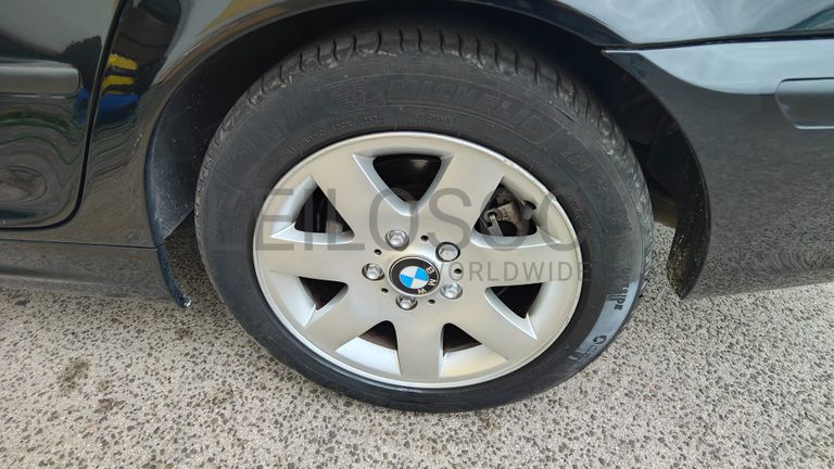 BMW 320D · Ano 2002