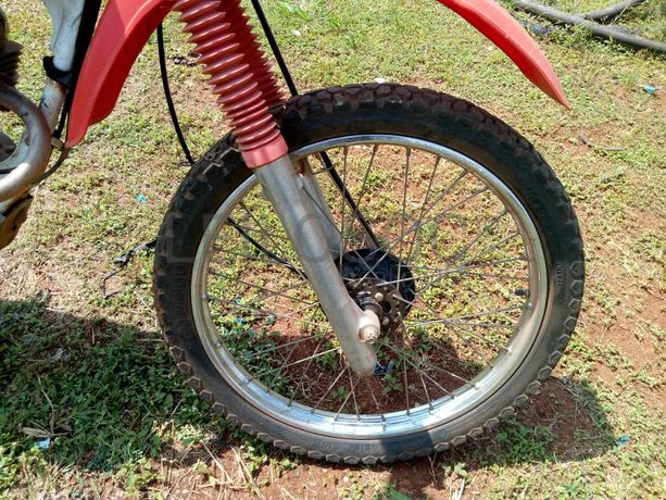 Motorcycle - Honda XL 122