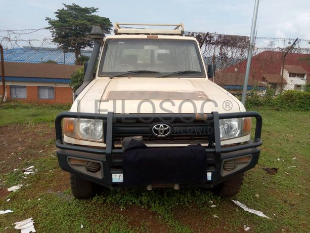 Toyota Landcruiser Hard Top HZJ76R-RKMRS 2018