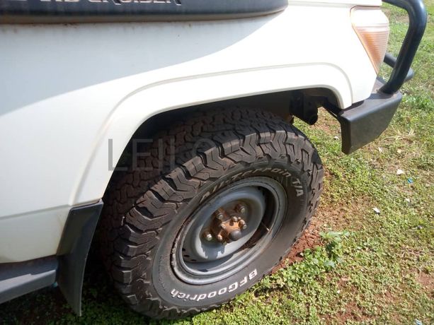 Toyota Landcruiser Hard Top HZJ76R-RKMRS 2018